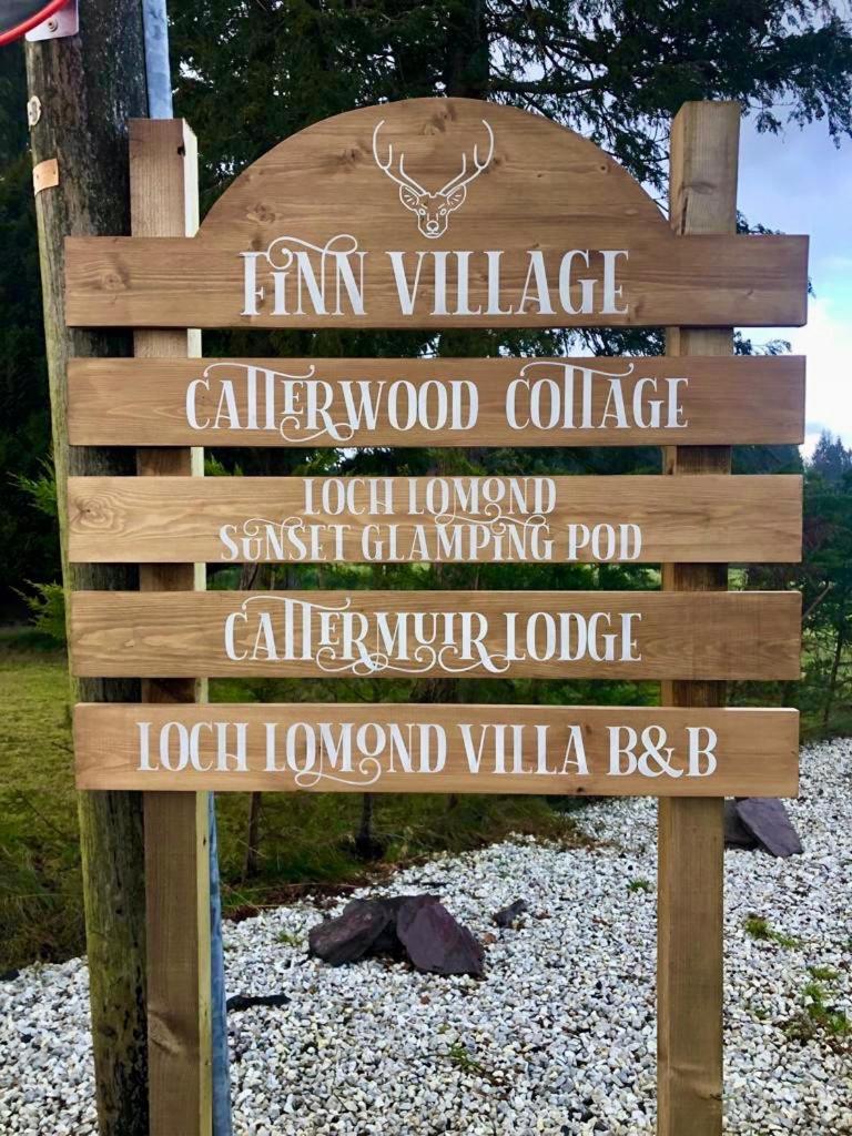 Finn Village - Loch Lomond Villa B&B - Black Room With Jacuzzi-Style Bath グラスゴー エクステリア 写真